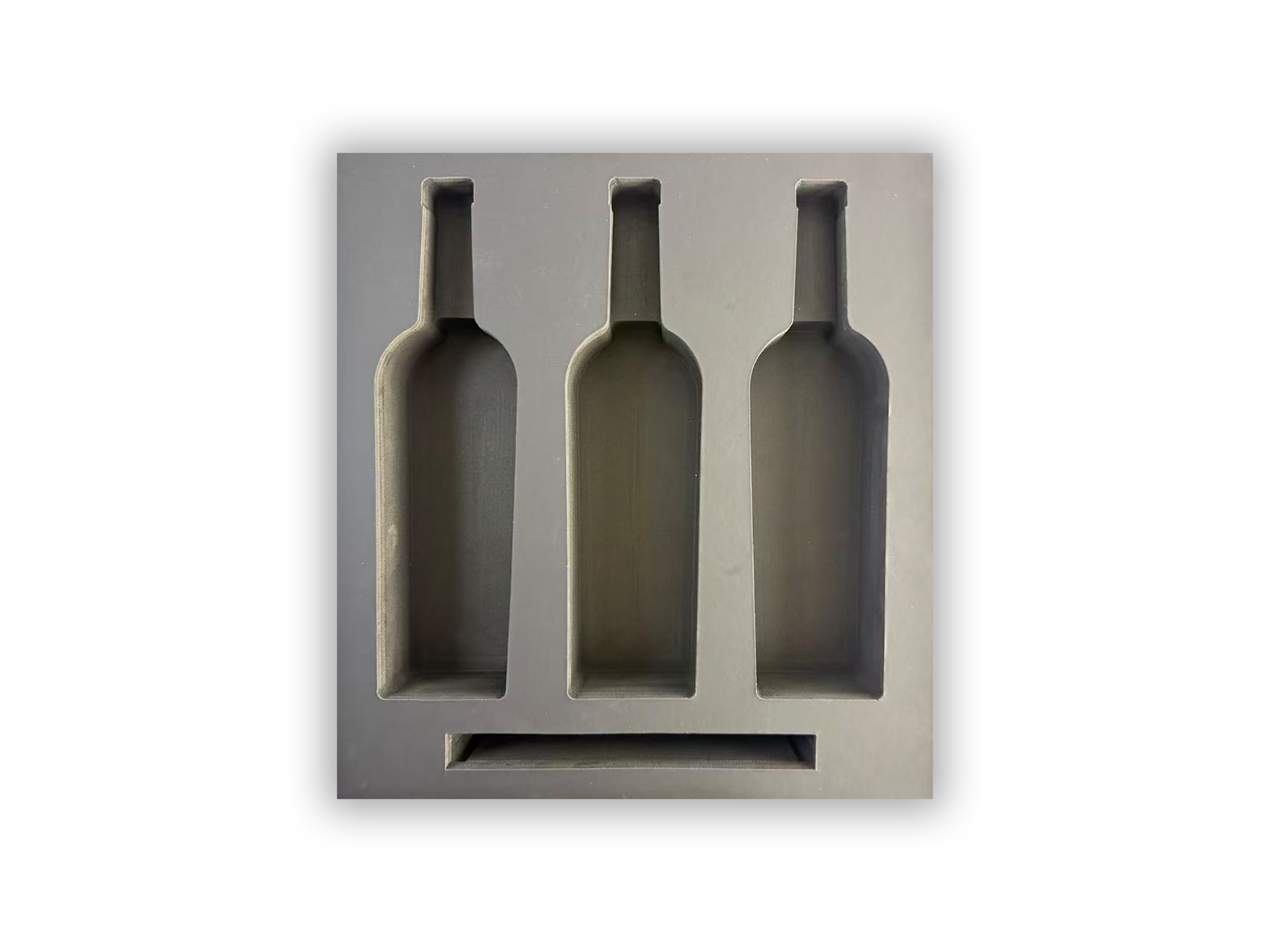 <strong>红酒包装EVA海绵内衬定制 | 皮质防震</strong>